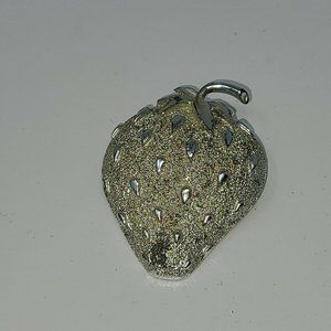 Vintage Sarah Coventry Brooch Strawberry